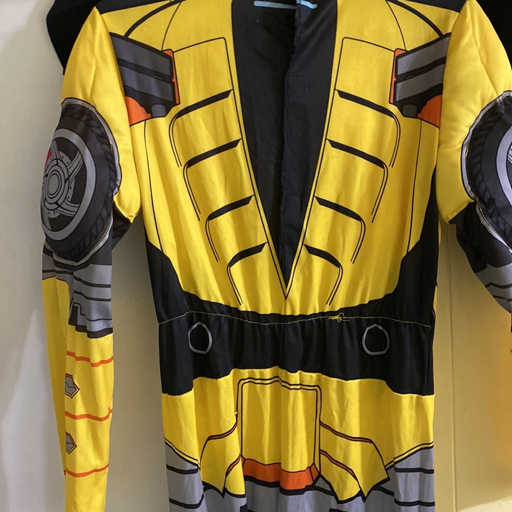 NEW Transformers Muscle Bumble Bee Costume for Kids 10/12 - Picture 3 of 4